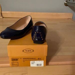 TODS patent leather ballet shoes size 39 1/2  size 9